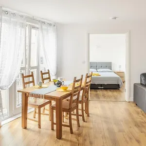 Comfortable And Bright In Tower Bridge Apartment London