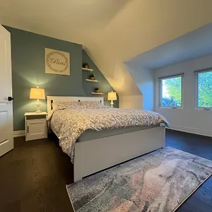 Captain House Homestay Toronto